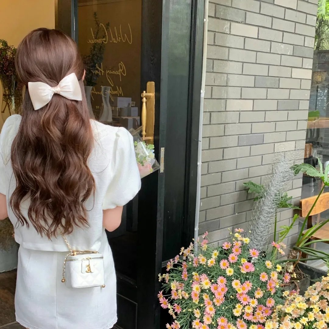 瓶中美人